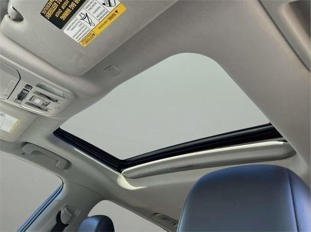 Used 2022 Toyota Highlander XLE image 59