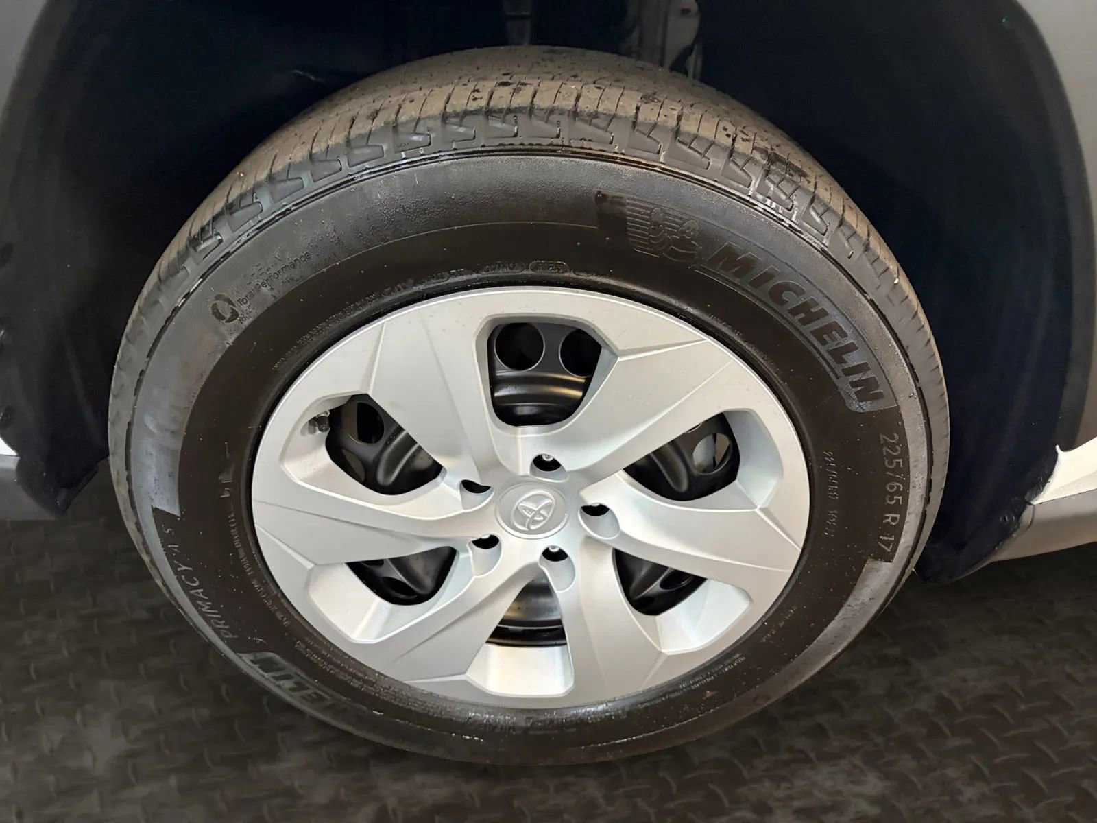 Used 2025 Toyota RAV4 LE image 36