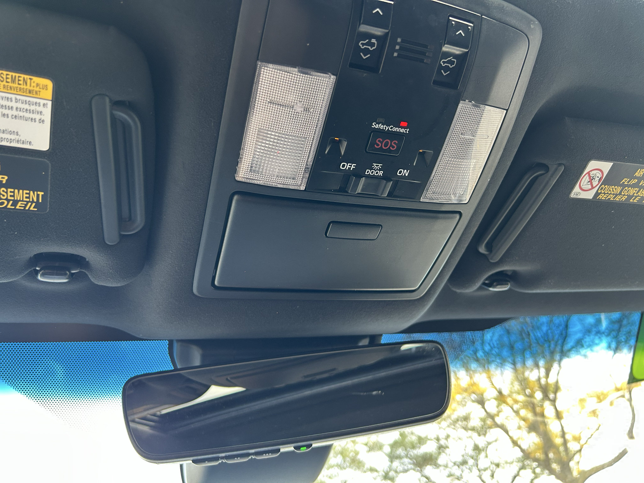 Used 2020 Lexus GX 460 Premium w/ Premium Package AWD/4WD image 23