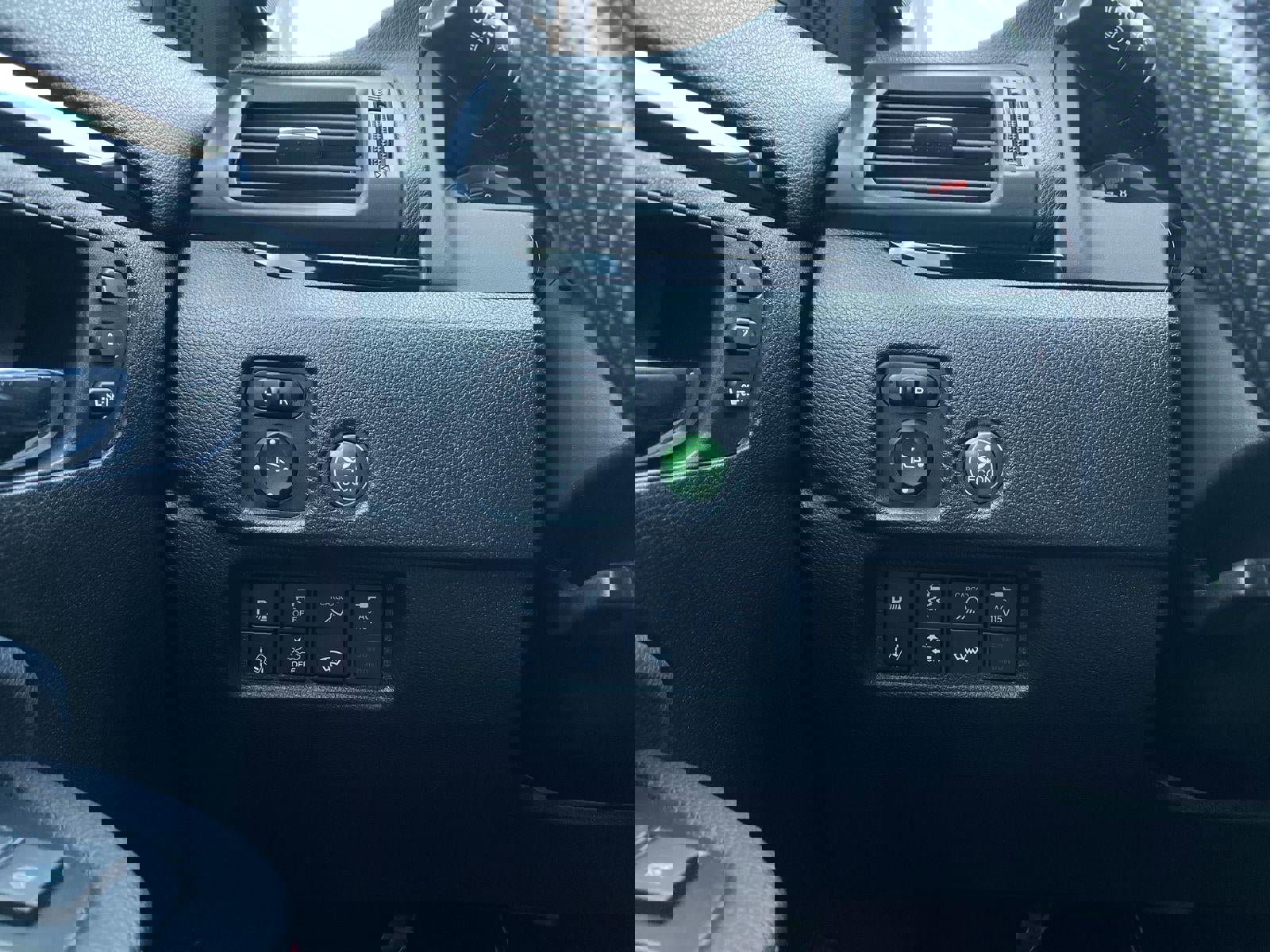 Used 2022 Honda Ridgeline Black Edition image 10