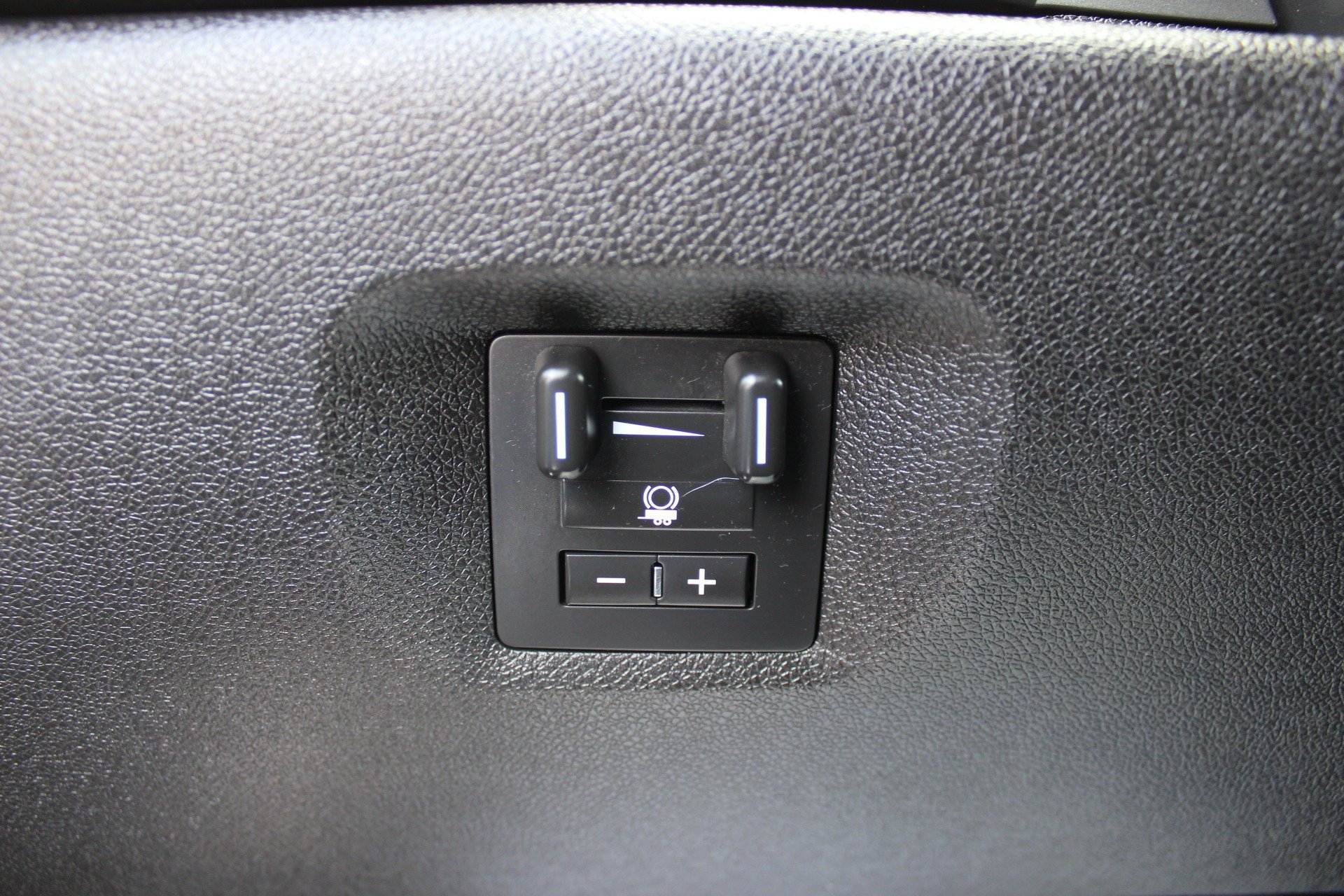 Used 2012 GMC Sierra 2500 SLE w/ Snow Plow Prep Package AWD/4WD image 24