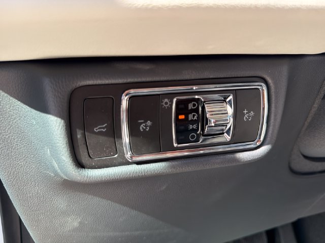 New 2027 Lincoln Aviator AWD image 24
