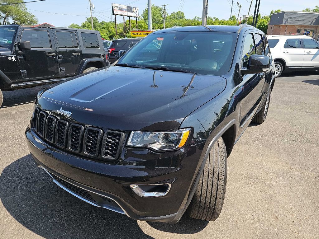 Used 2020 Jeep Grand Cherokee Limited w/ Luxury Group II image 9