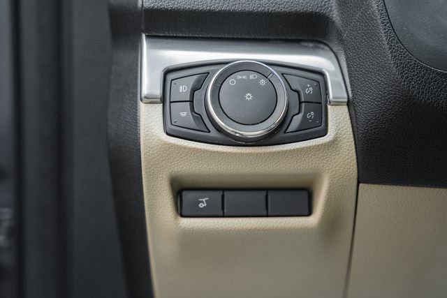 Used 2017 Ford Explorer Limited AWD/4WD image 49