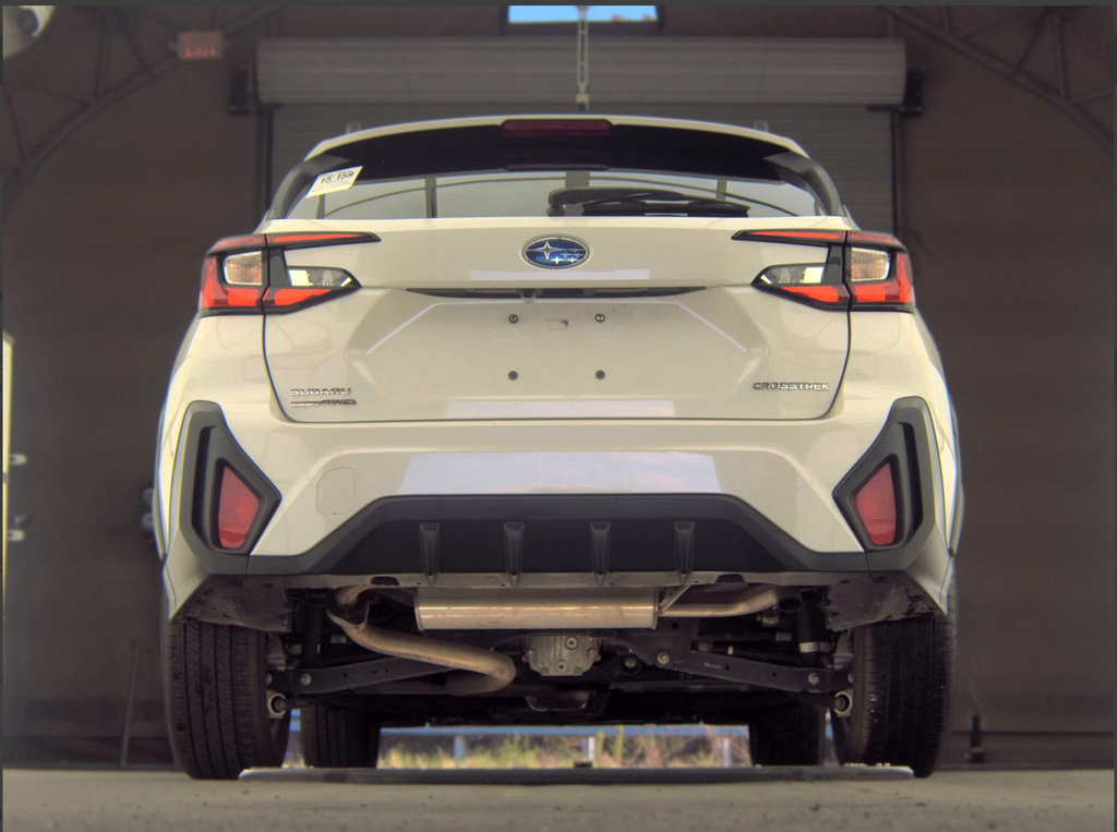 Used 2025 Subaru Crosstrek 2.5i Premium AWD/4WD image 11