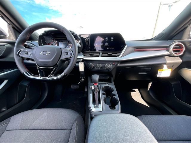New 2026 Chevrolet Trax RS w/ Driver Confidence Package FWD image 11