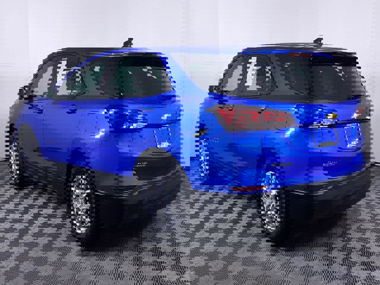 Certified 2024 Chevrolet Equinox LS image 17