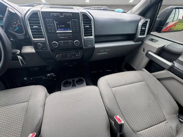 Used 2016 Ford F150 XLT AWD/4WD image 3