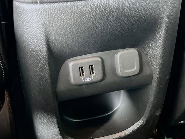 Used 2022 GMC Canyon Denali image 31