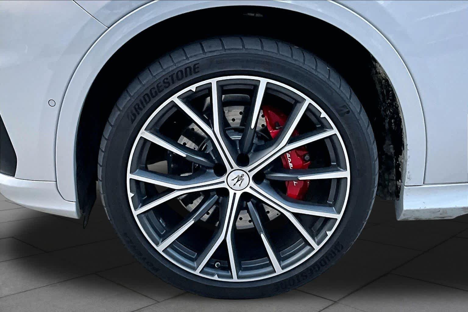 Used 2023 Maserati Grecale Trofeo AWD/4WD image 11