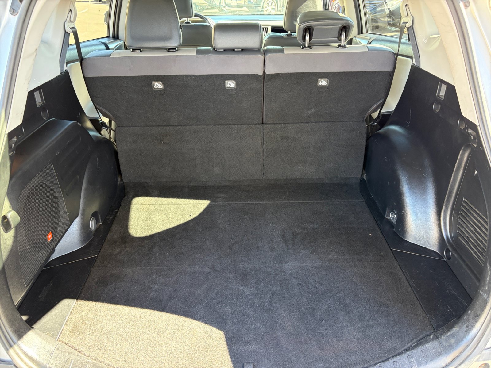 Used 2015 Toyota RAV4 Limited w/ Technology Package AWD/4WD image 30