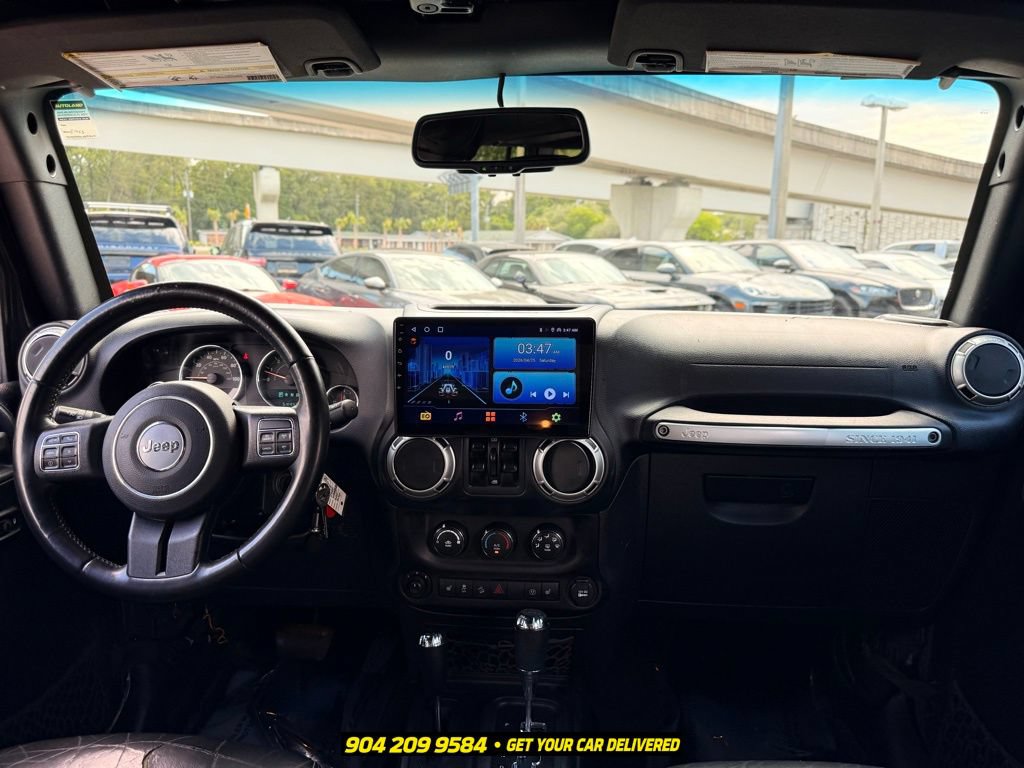 Used 2017 Jeep Wrangler Unlimited Sahara w/ Dual Top Group AWD/4WD image 33