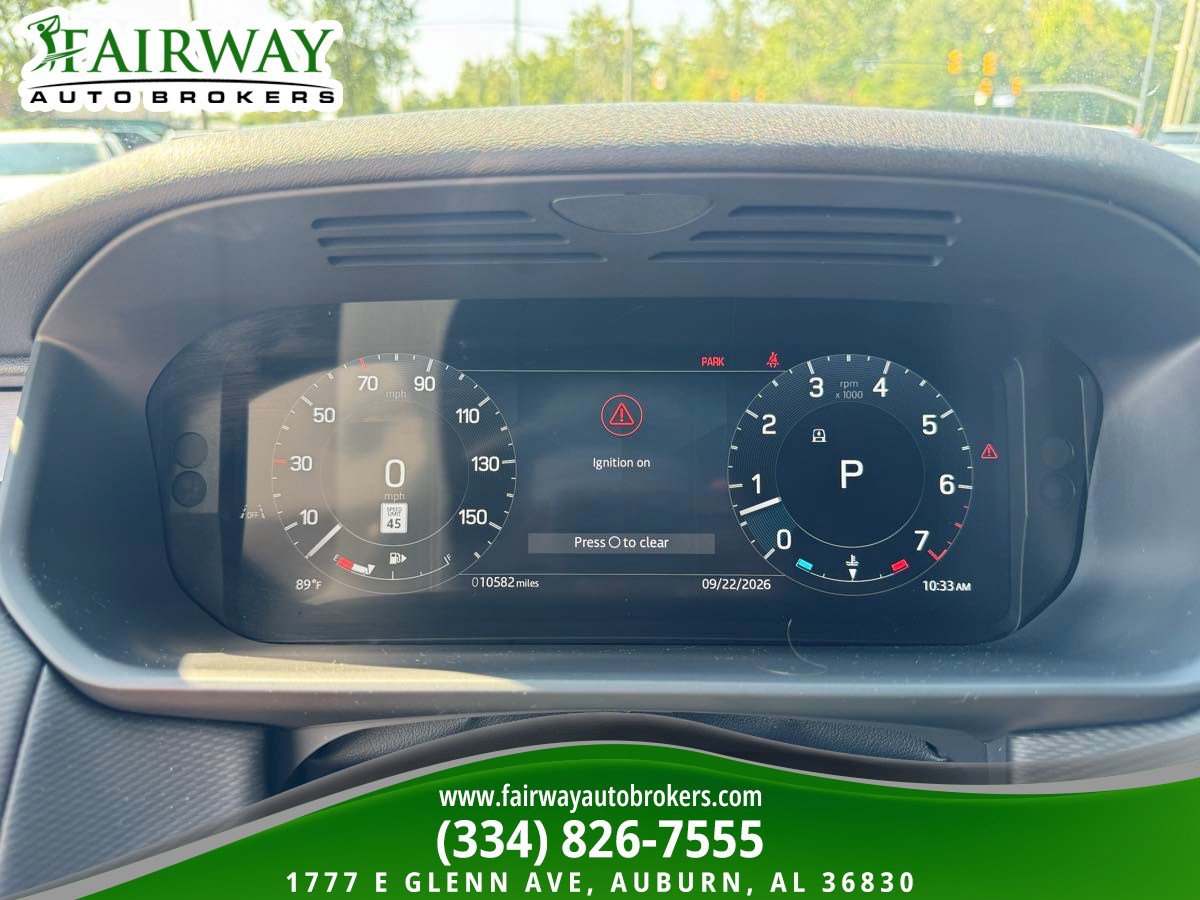 Used 2025 Land Rover Discovery Dynamic SE AWD/4WD image 20