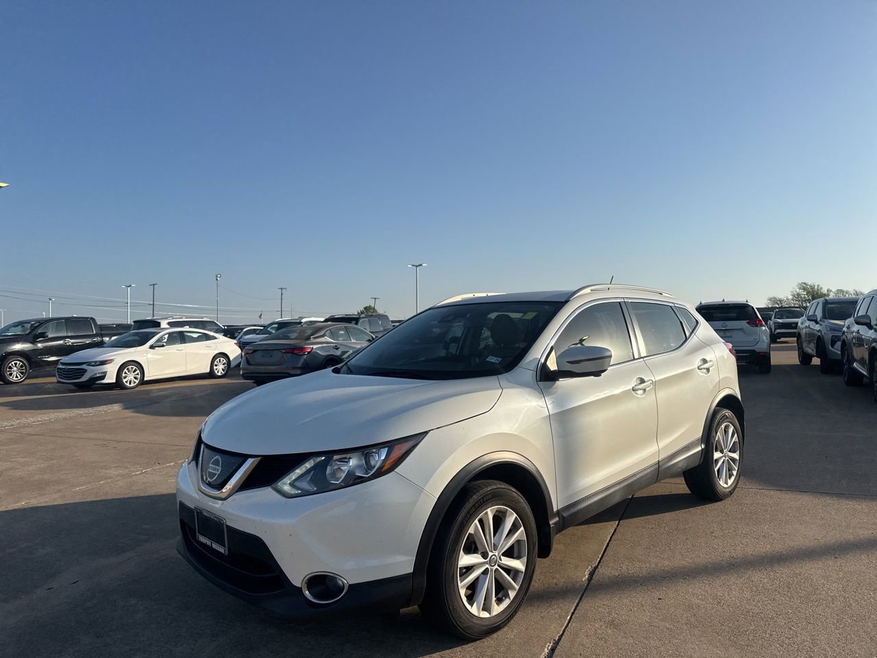 Used 2019 Nissan Rogue Sport SV w/ Technology Package image 7