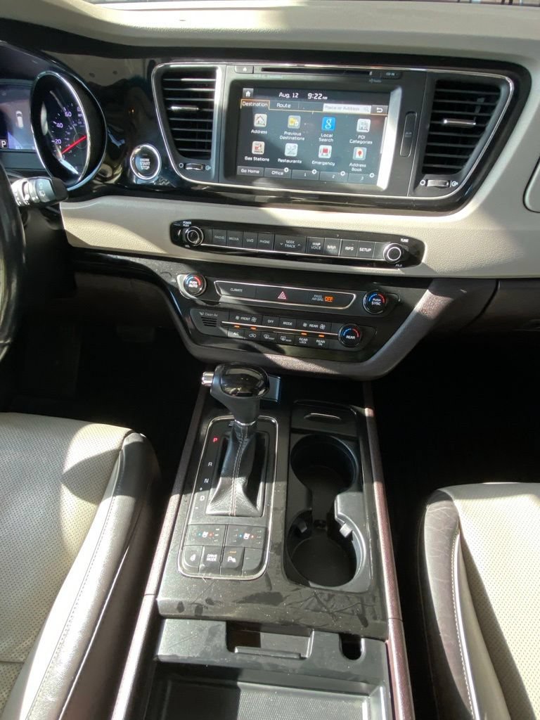 Used 2016 Kia Sedona SX Limited FWD image 22