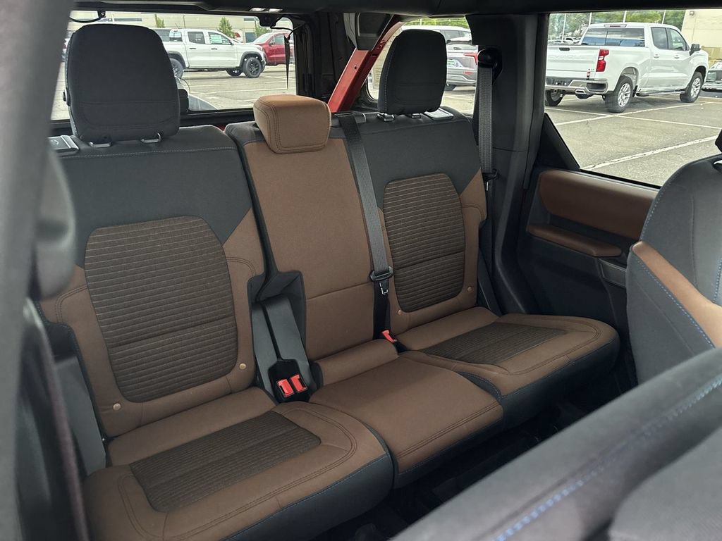 Used 2022 Ford Bronco Outer Banks AWD/4WD image 32