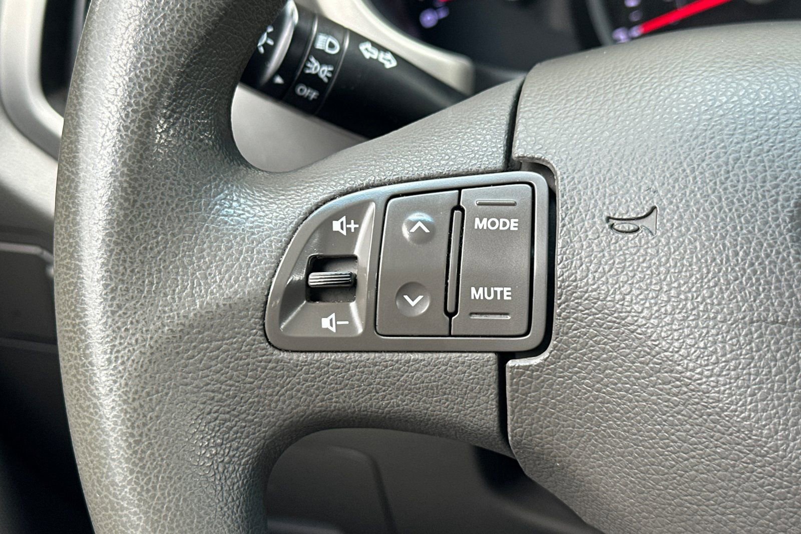 Used 2012 Kia Sportage LX FWD image 34