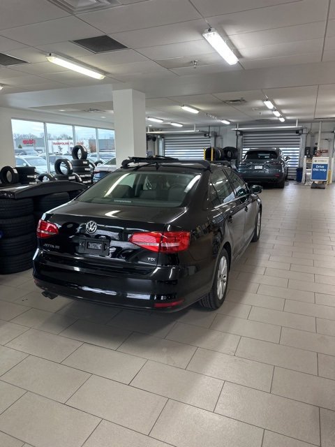 Used 2015 Volkswagen Jetta TDI SE image 17