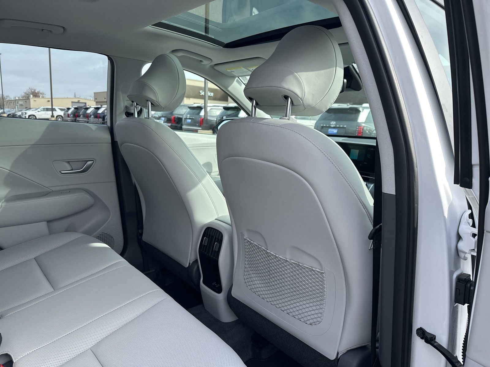 Used 2025 Hyundai Kona Limited image 26