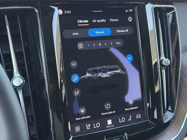 Used 2023 Volvo XC60 B5 Plus w/ Protection Package Premier image 31