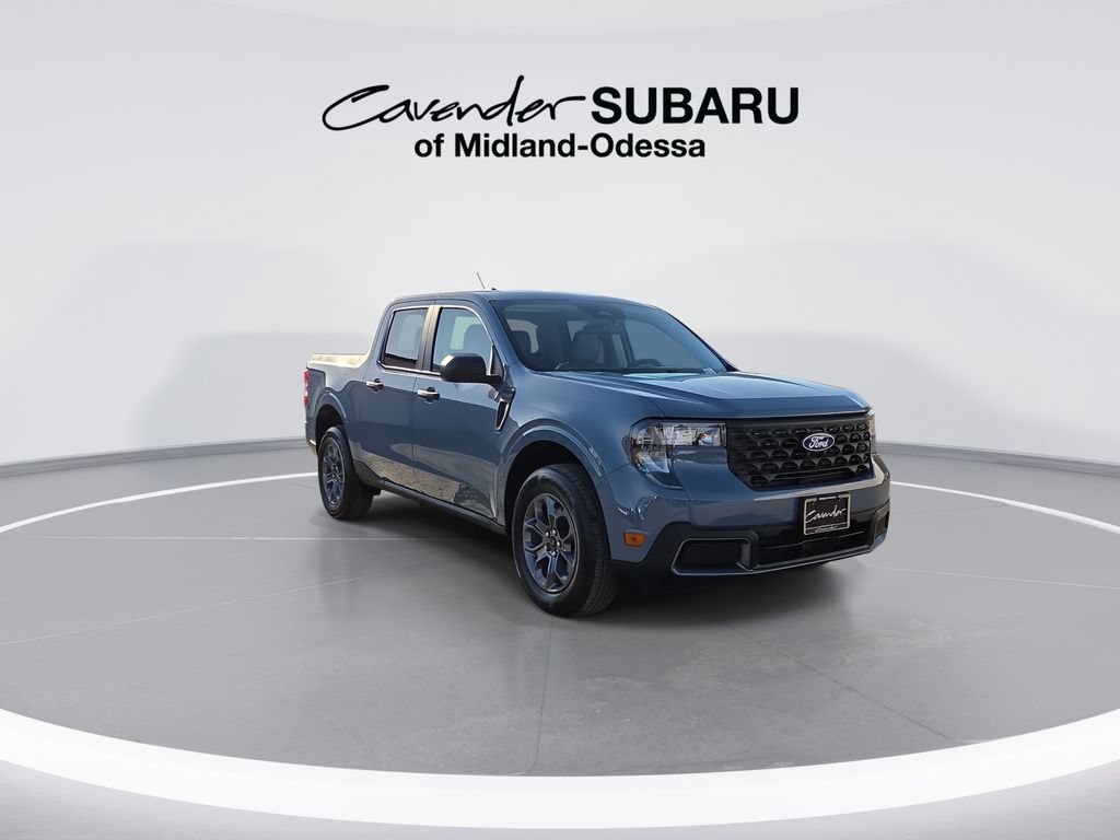 Used 2025 Ford Maverick XLT FWD image 2