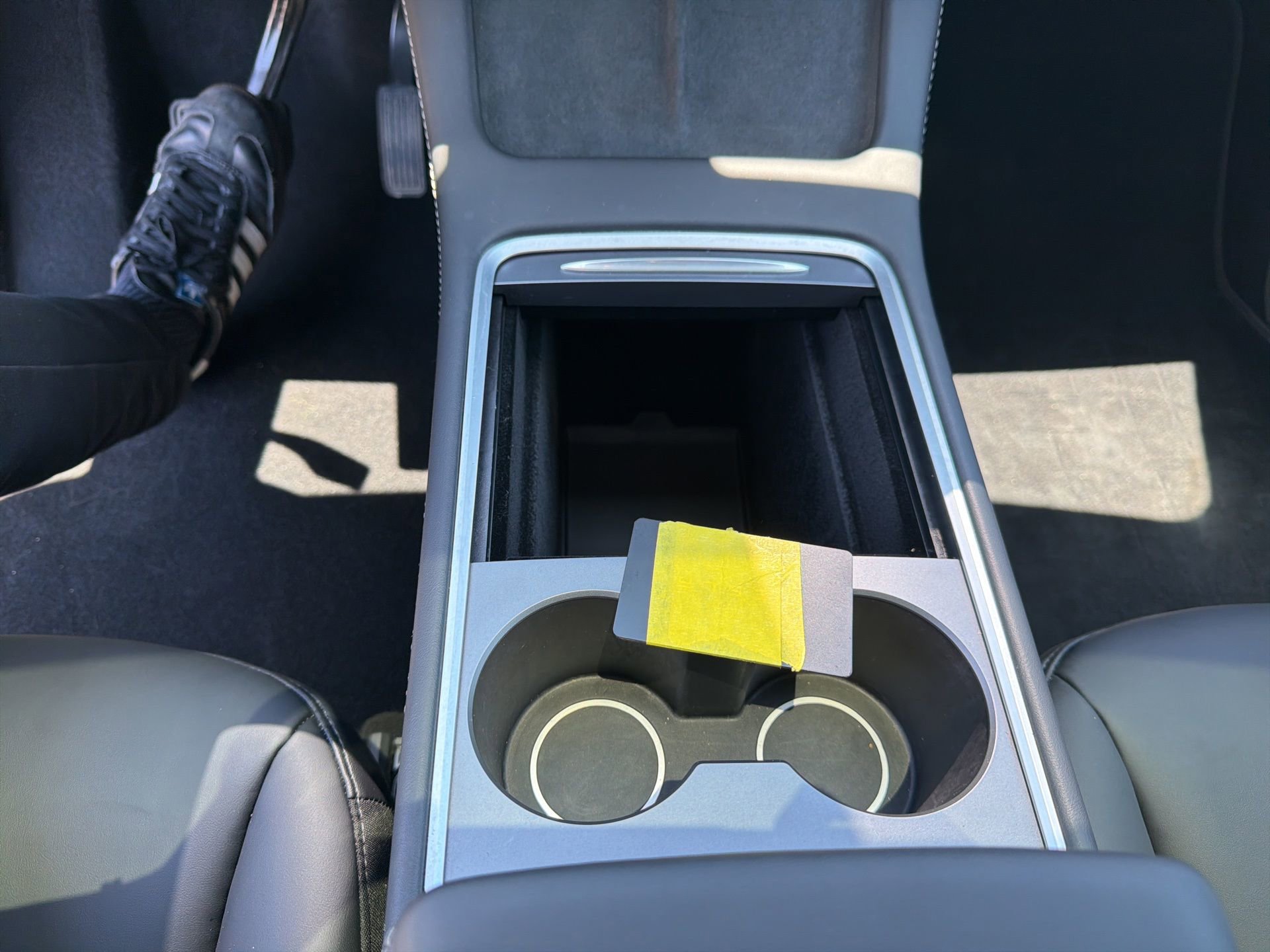 Used 2024 Tesla Model Y Long Range AWD/4WD image 27