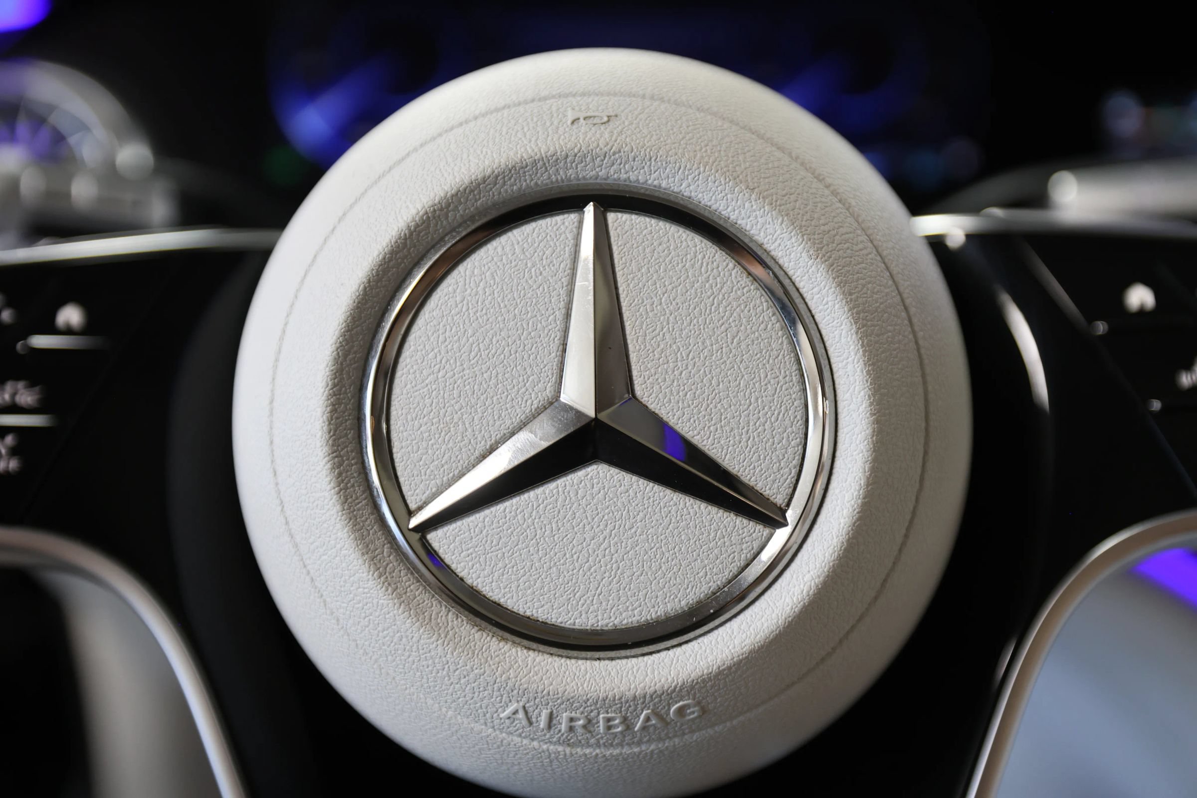 Used 2023 Mercedes-Benz EQS 580 4MATIC SUV image 37