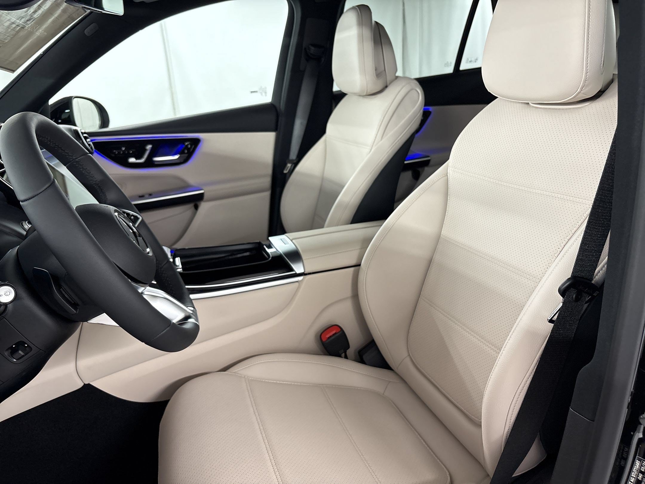 Certified 2026 Mercedes-Benz GLC 300 image 60