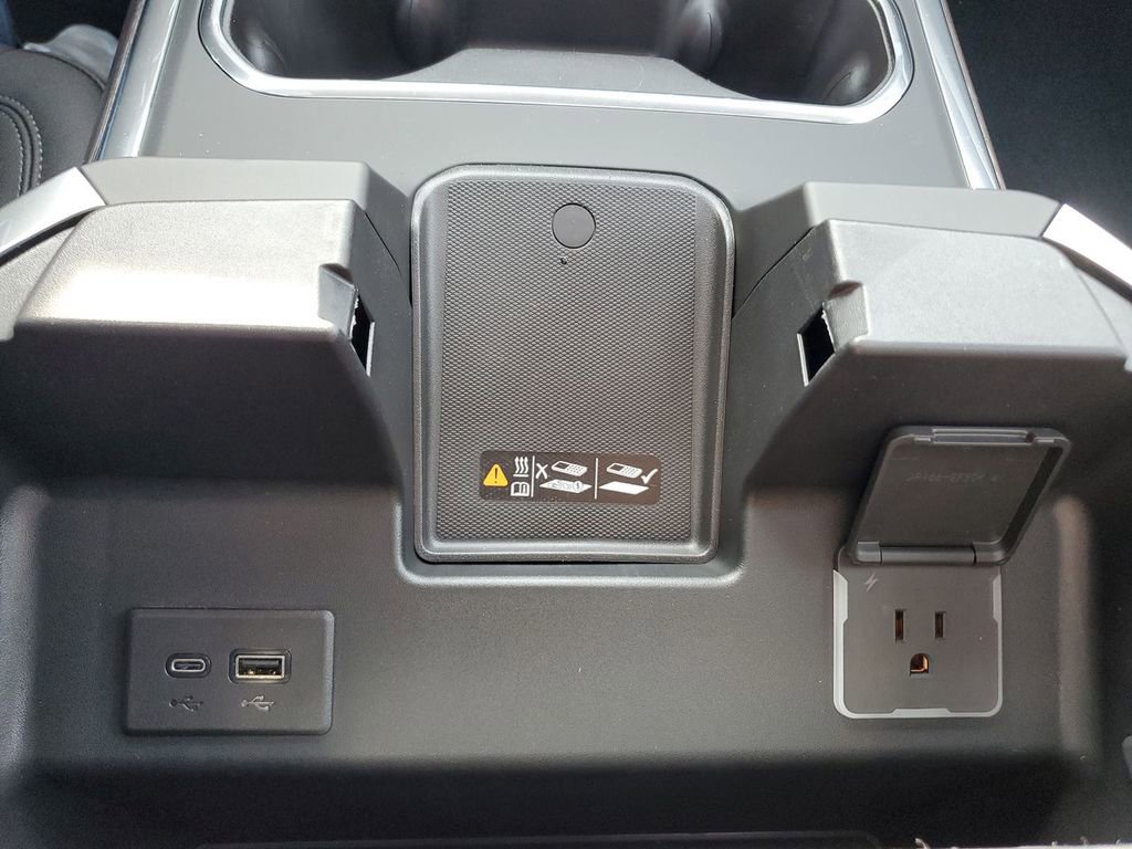 New 2025 GMC Sierra 2500 SLT w/ SLT Premium Package image 37