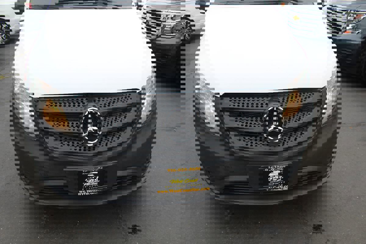 Used 2016 Mercedes-Benz Metris image 9