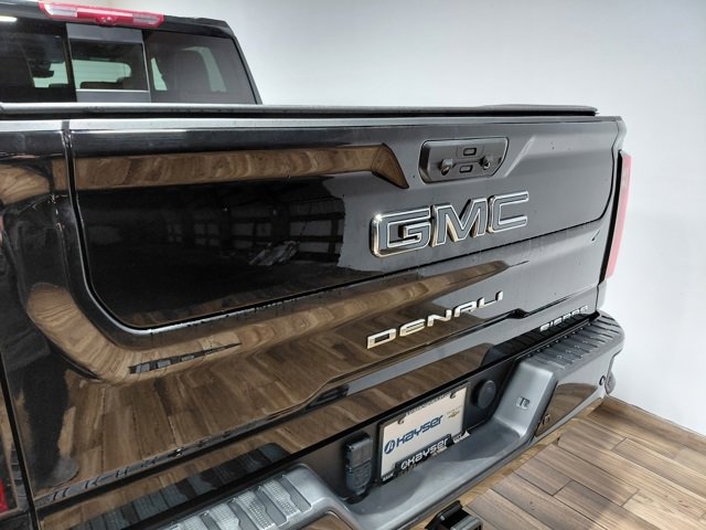 Used 2025 GMC Sierra 2500 Denali Ultimate image 35