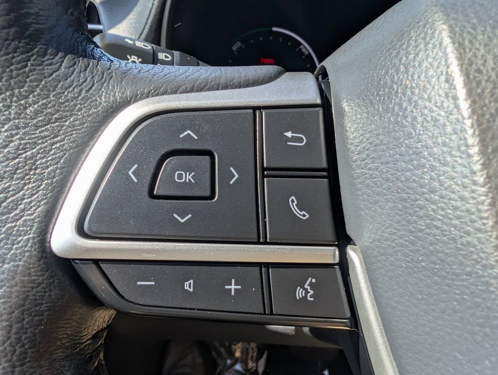 Used 2024 Toyota Sienna XLE w/ XLE Plus Package AWD/4WD image 28