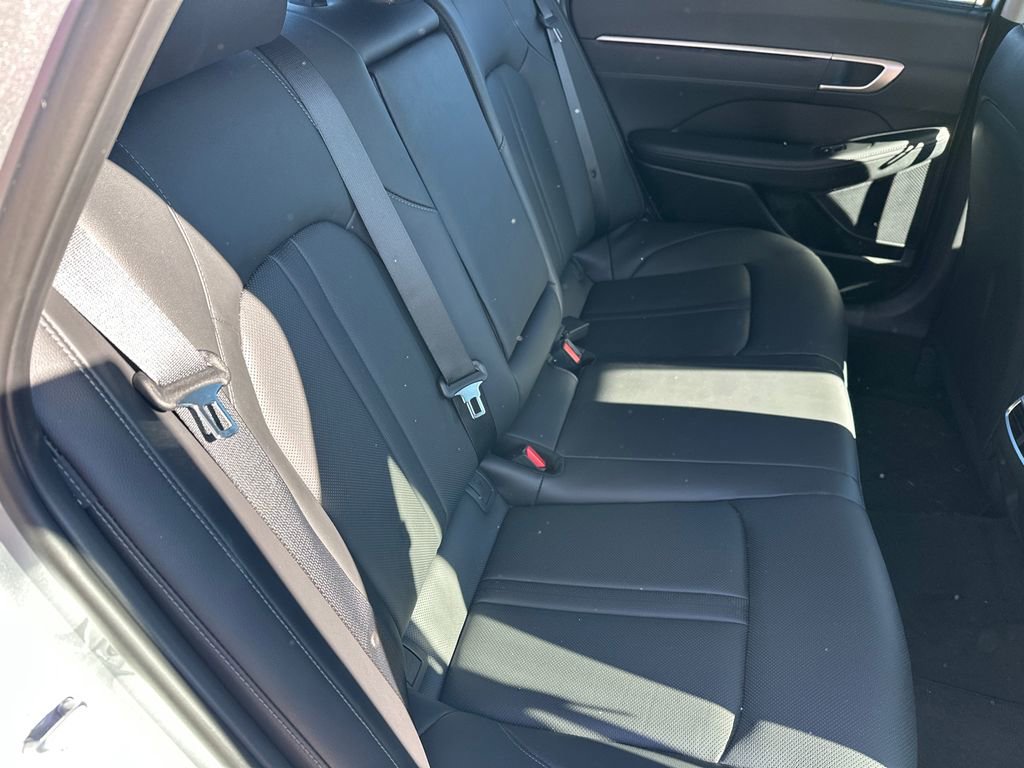 New 2025 Hyundai Sonata Limited image 15