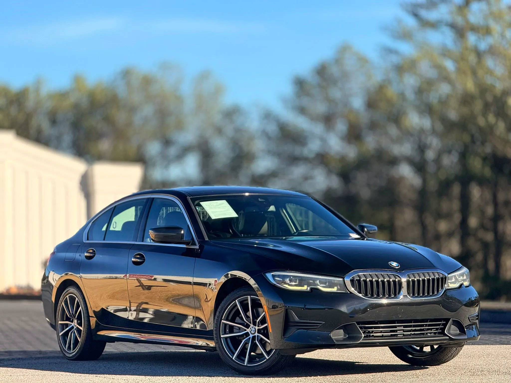 Used 2019 BMW 330i Sedan w/ Convenience Package image 4