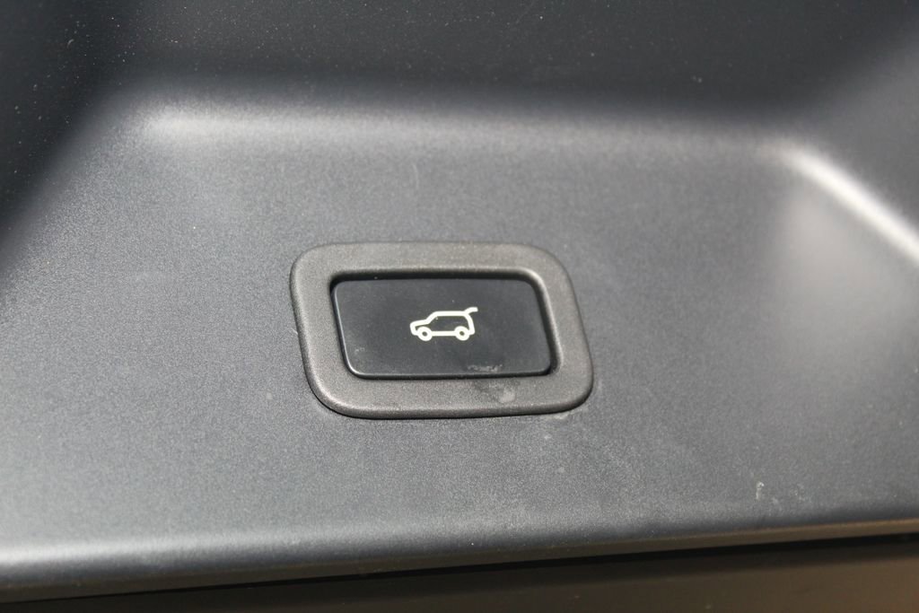 Used 2021 Land Rover Range Rover Westminster Edition image 13