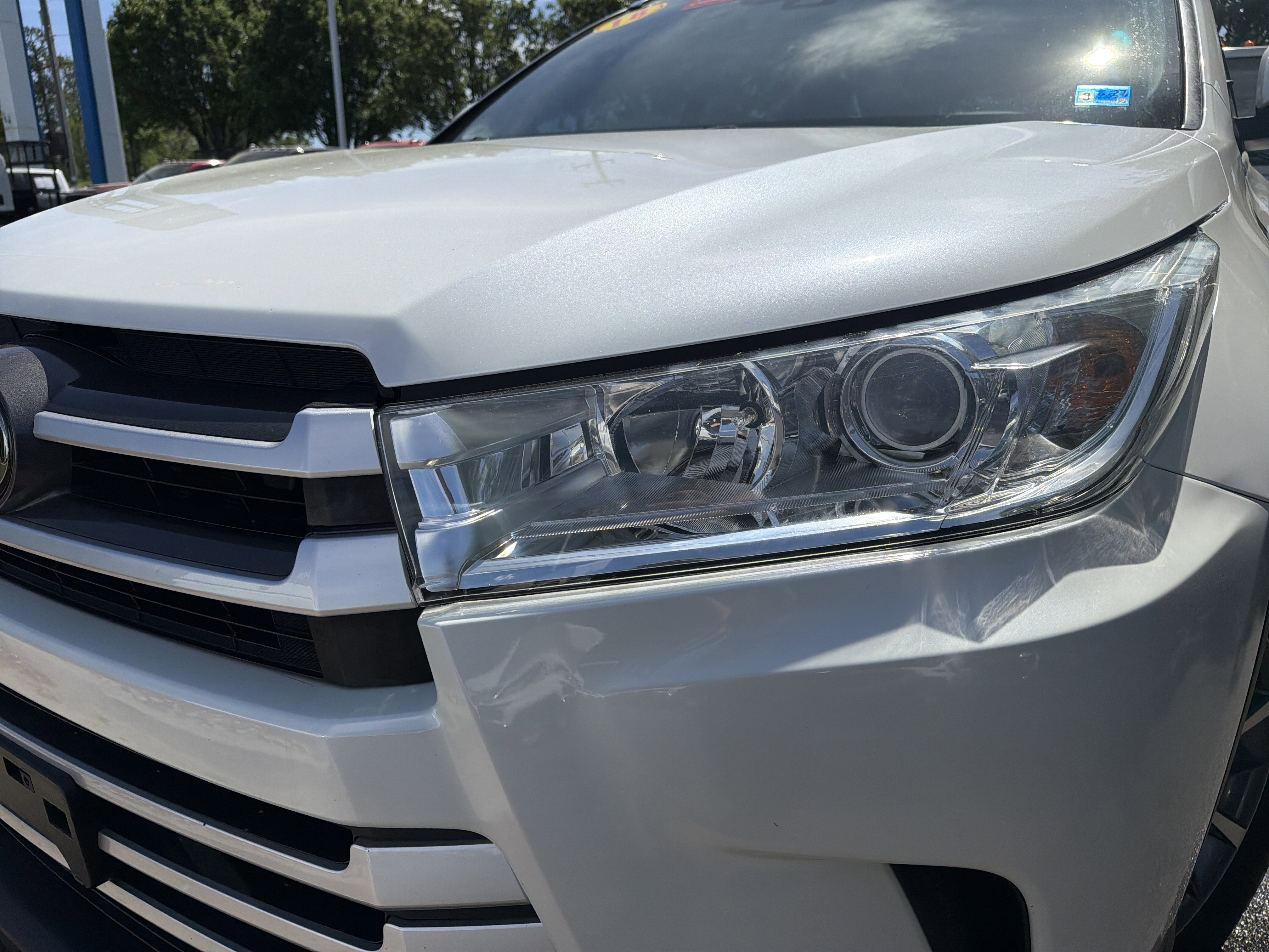 Used 2018 Toyota Highlander XLE image 6