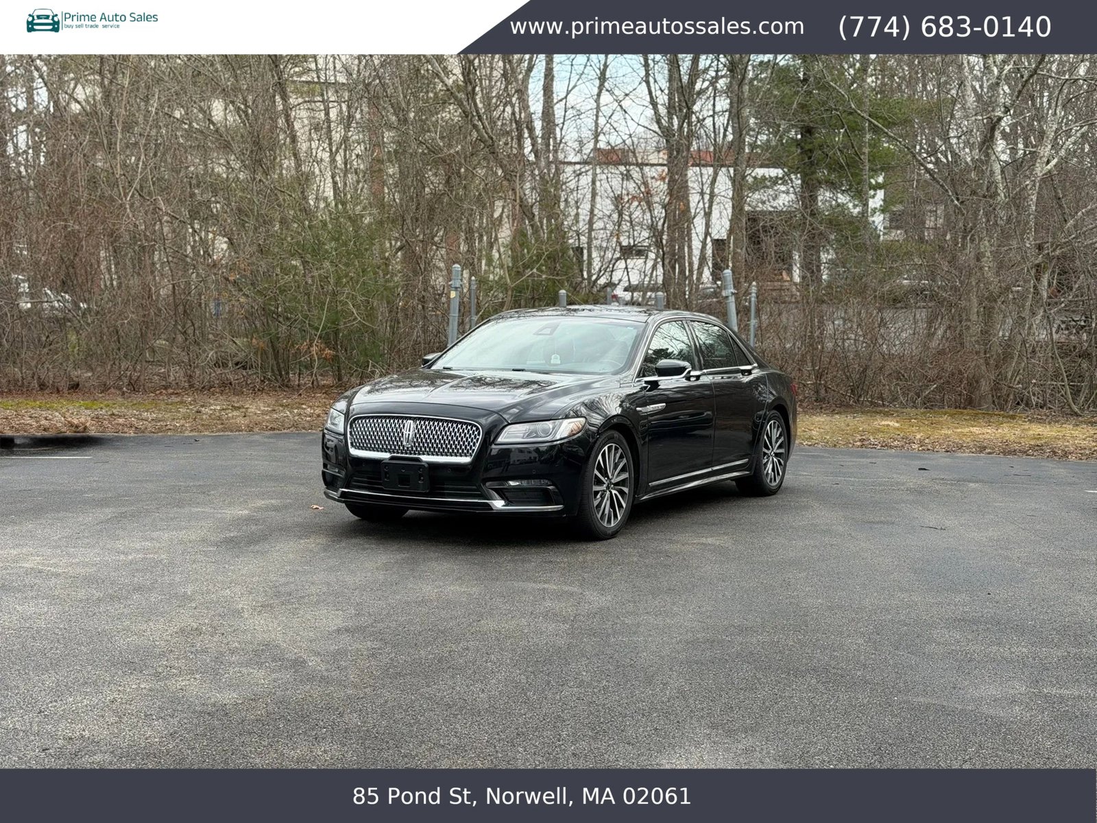 Used 2017 Lincoln Continental Select w/ Climate Package image 2