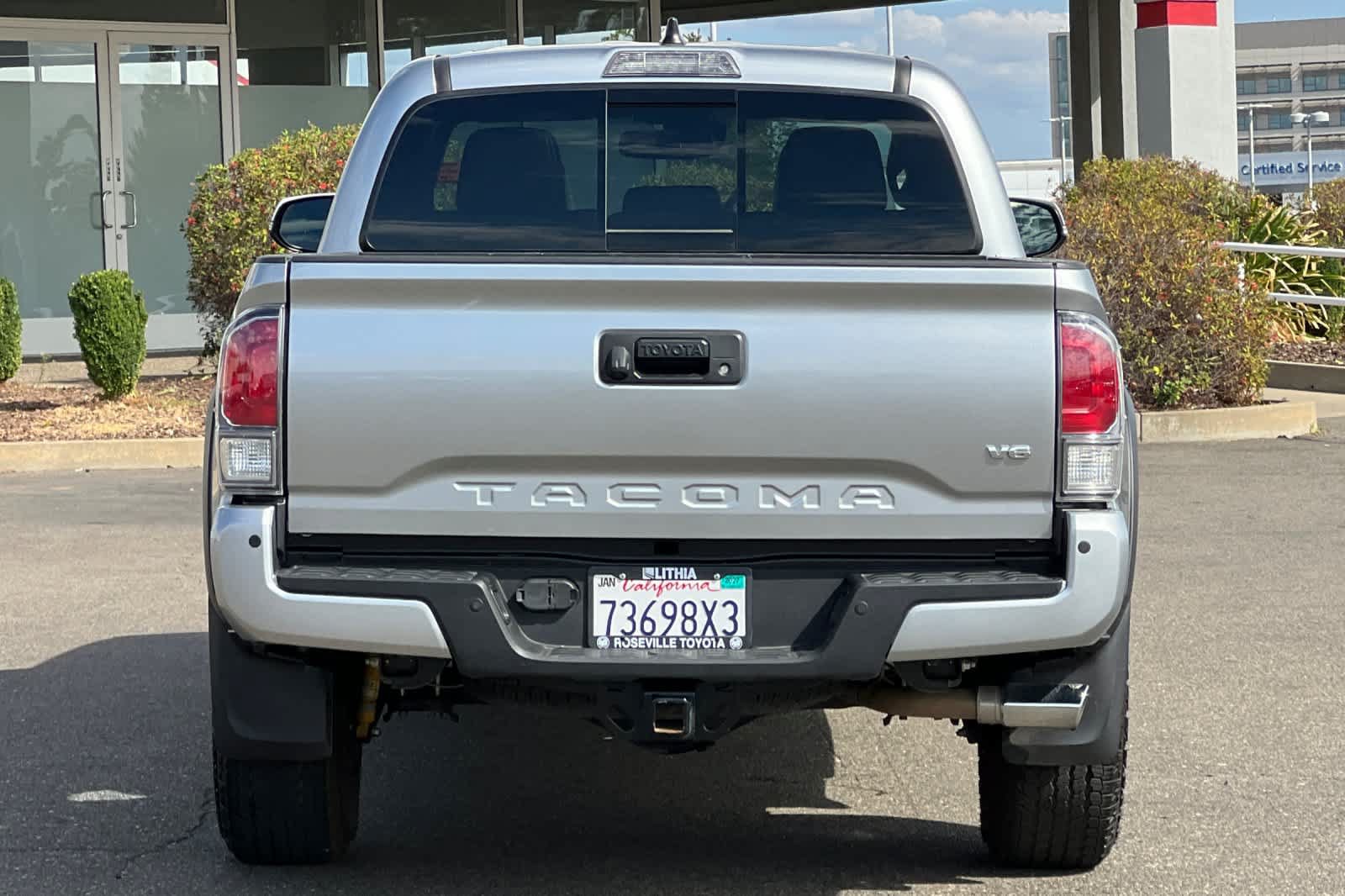 Used 2023 Toyota Tacoma TRD Off-Road w/ TRD Premium Off Road Package AWD/4WD image 8