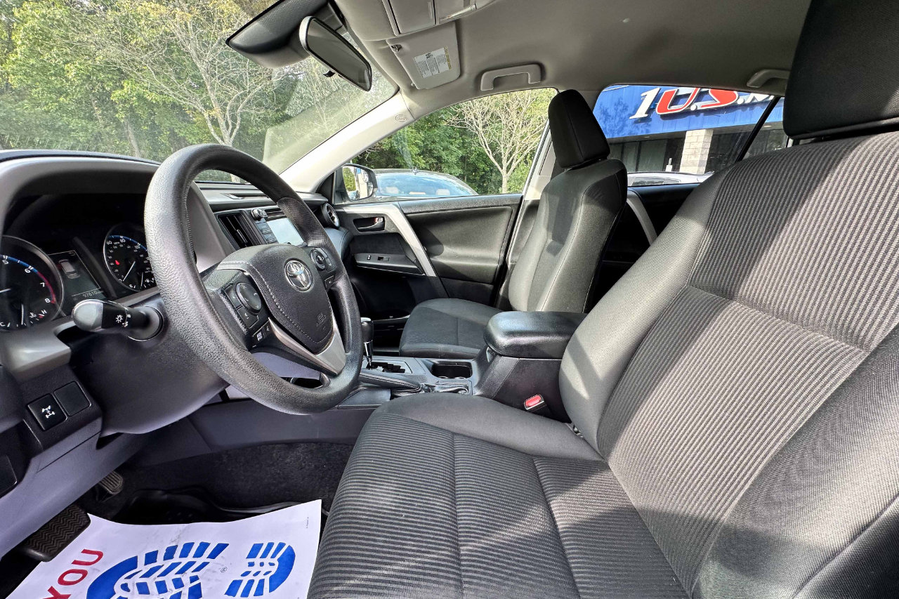 Used 2018 Toyota RAV4 LE w/ All Weather Liner Package image 11