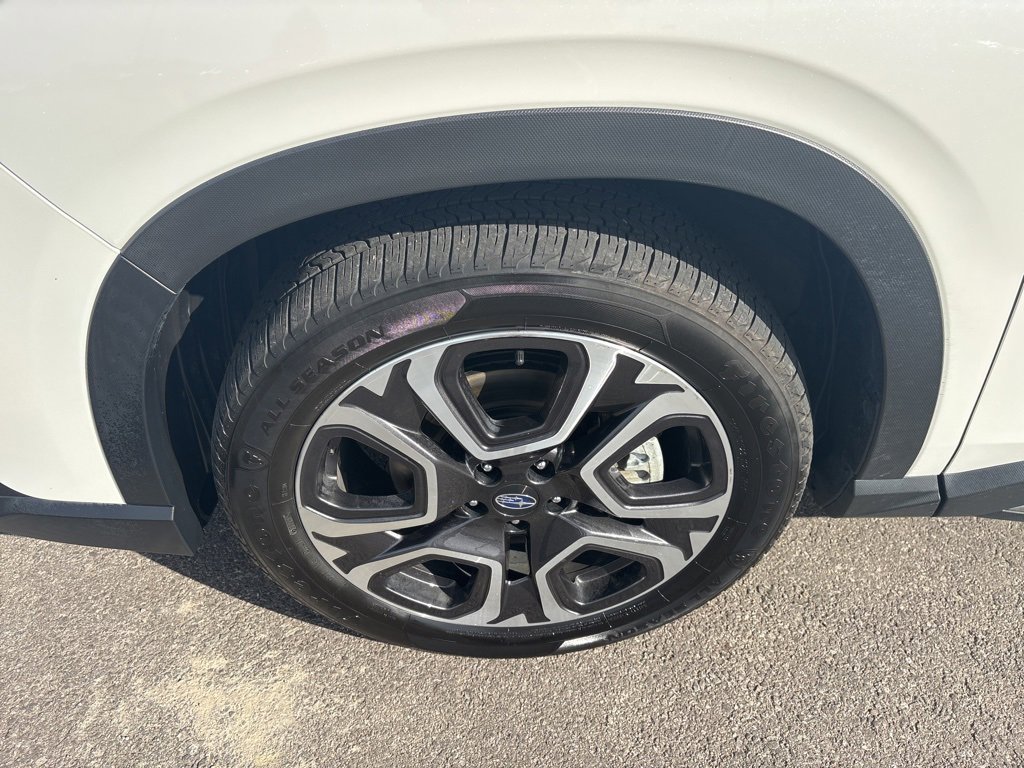 Certified 2023 Subaru Ascent Limited image 8