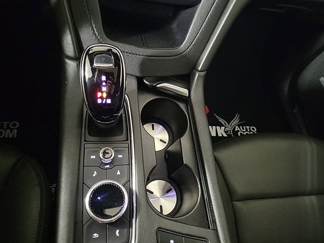 Certified 2024 Cadillac XT5 Premium Luxury image 21