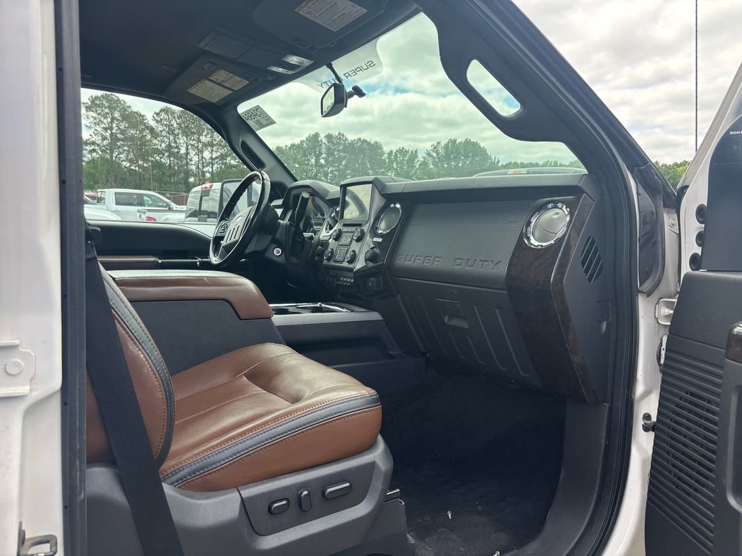 Used 2015 Ford F250 Platinum AWD/4WD image 6