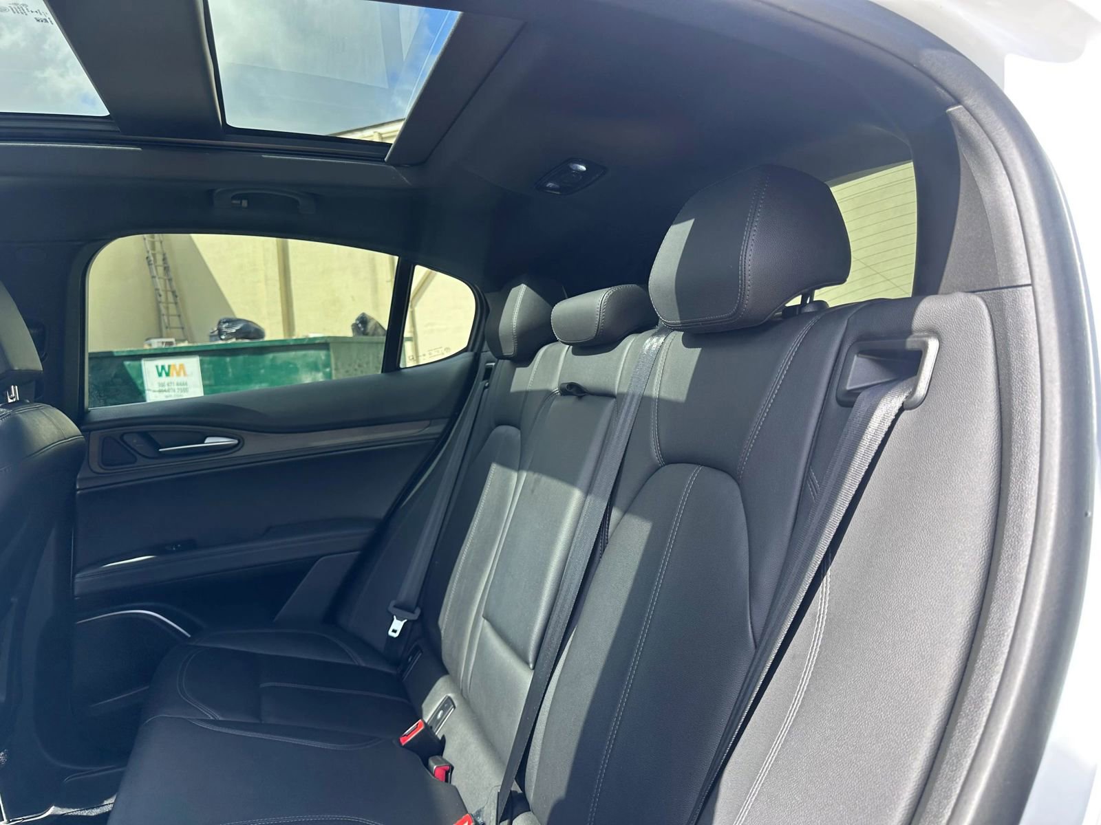 Used 2022 Alfa Romeo Stelvio Ti AWD/4WD image 9