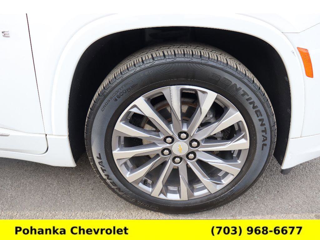 Used 2023 Chevrolet Traverse Premier image 30