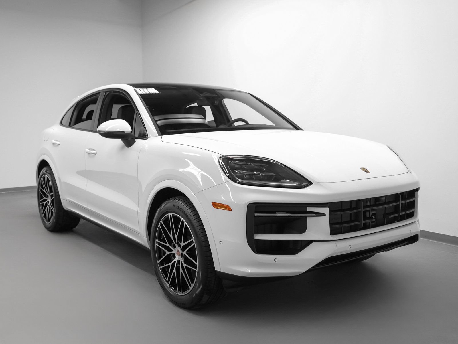 New 2026 Porsche Cayenne Coupe AWD/4WD image 10