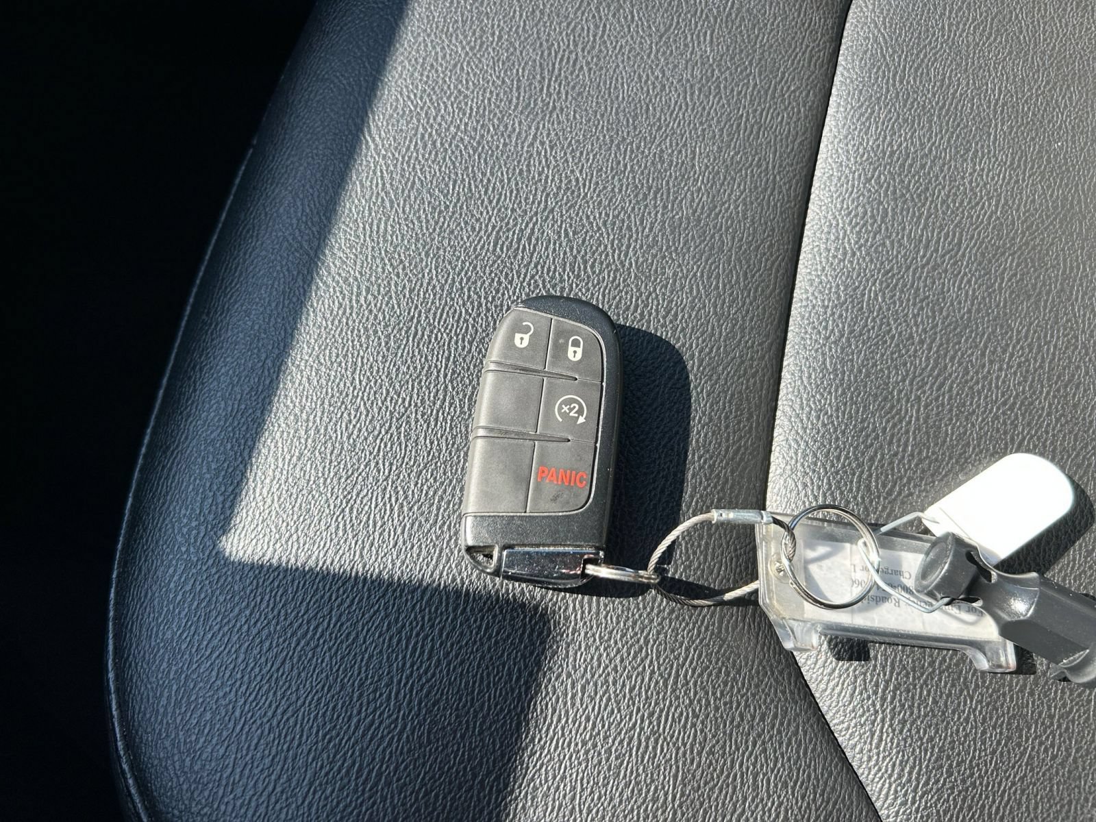 Used 2025 Jeep Compass Limited AWD/4WD image 18