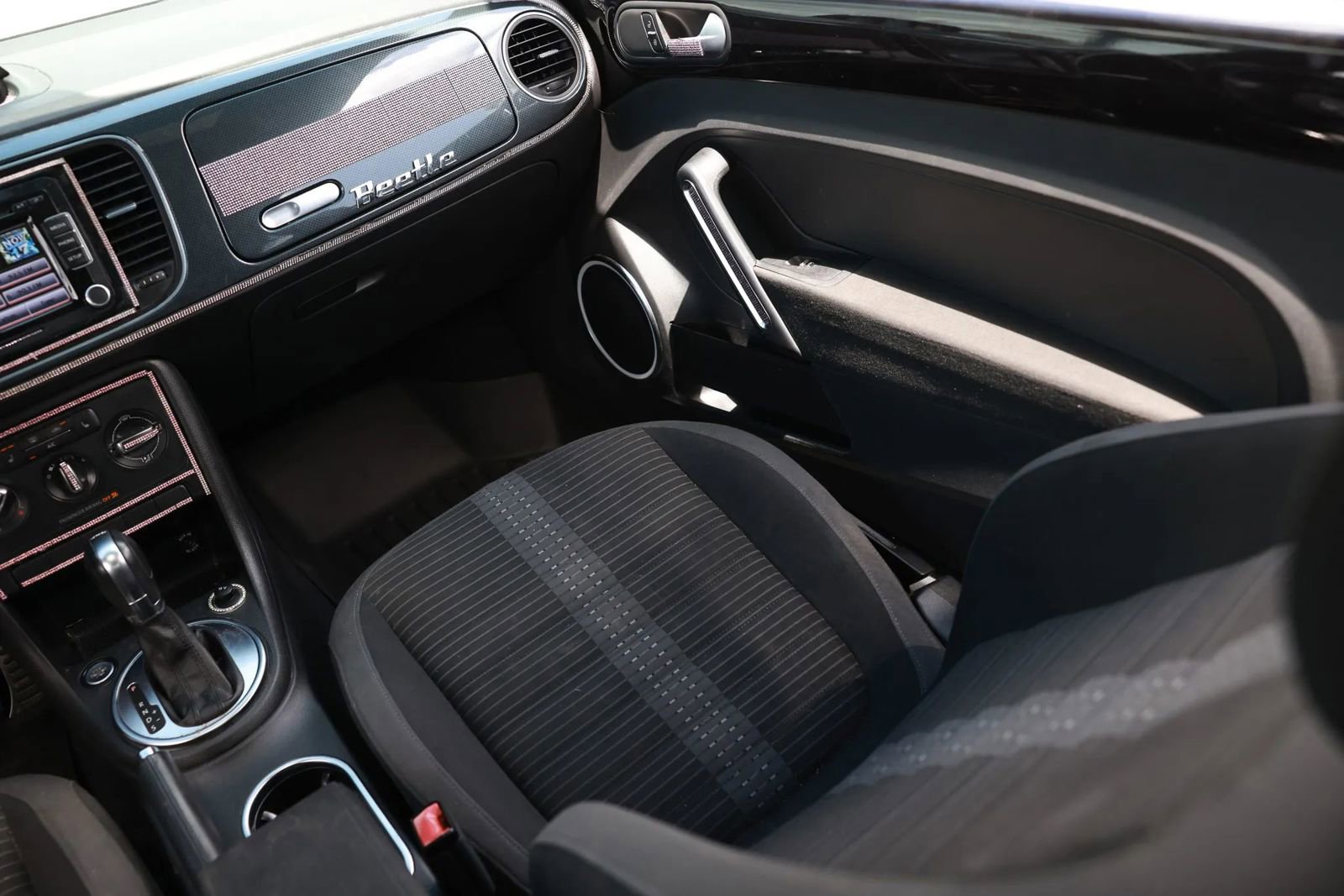 Used 2014 Volkswagen Beetle R-Line image 20