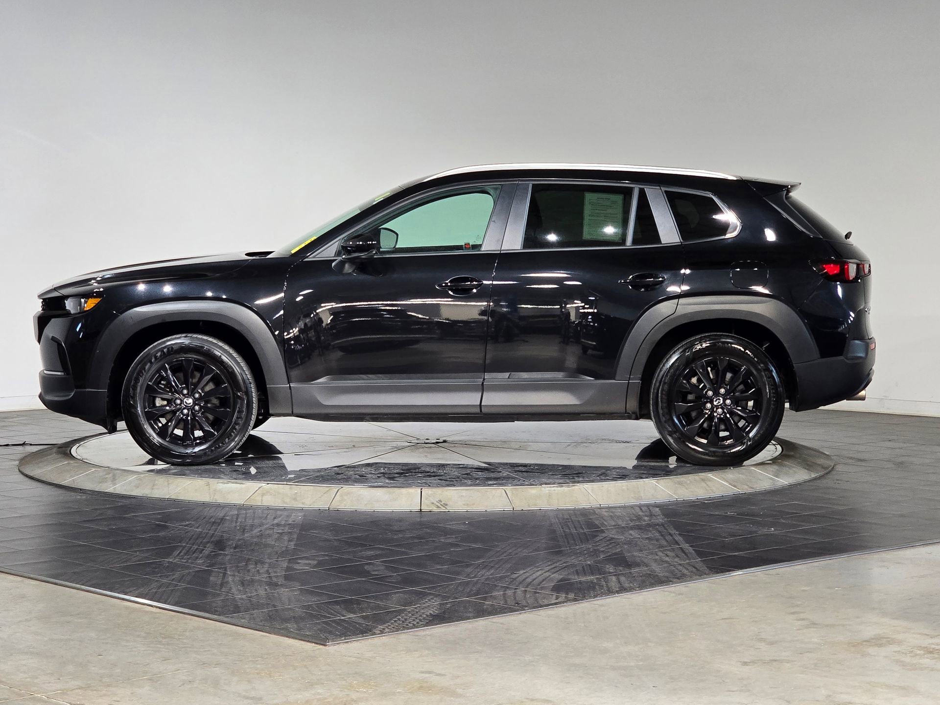 Used 2025 MAZDA CX-50 AWD 2.5 S w/ Preferred Package image 6