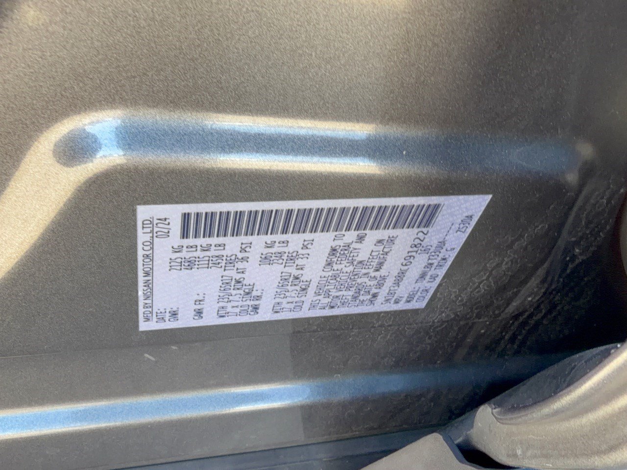 Used 2024 Nissan Rogue S AWD/4WD image 31
