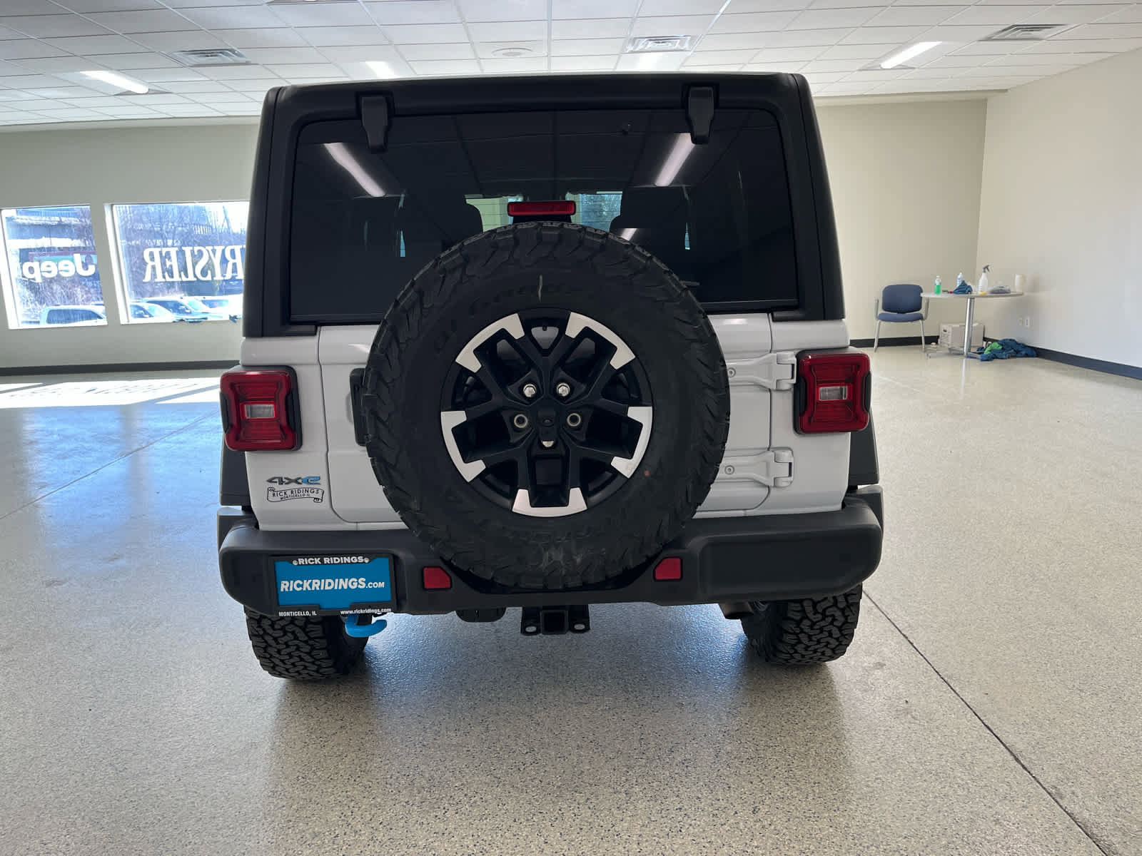 Used 2025 Jeep Wrangler Unlimited Rubicon 4xe w/ Safety Group image 7